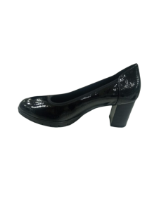 Cinzia soft decoltee in... 2